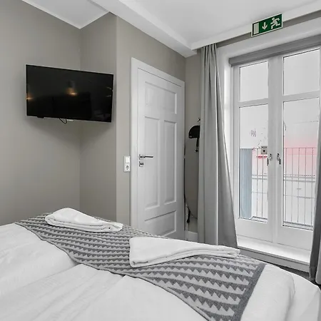 Aparthotel Ice By Heimaleiga 3*